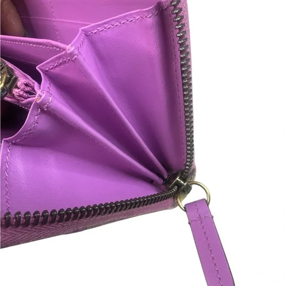 GUCCI Calfskin GG Supreme Monogram GG Marmont Zip Around Wallet Lilac - Picture 8 of 11